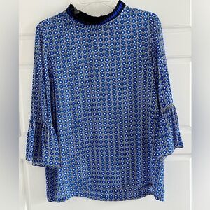 Rungolee 100% Silk Blouse Top High Pleated Neck Bell Sleeve Size M Careerwear